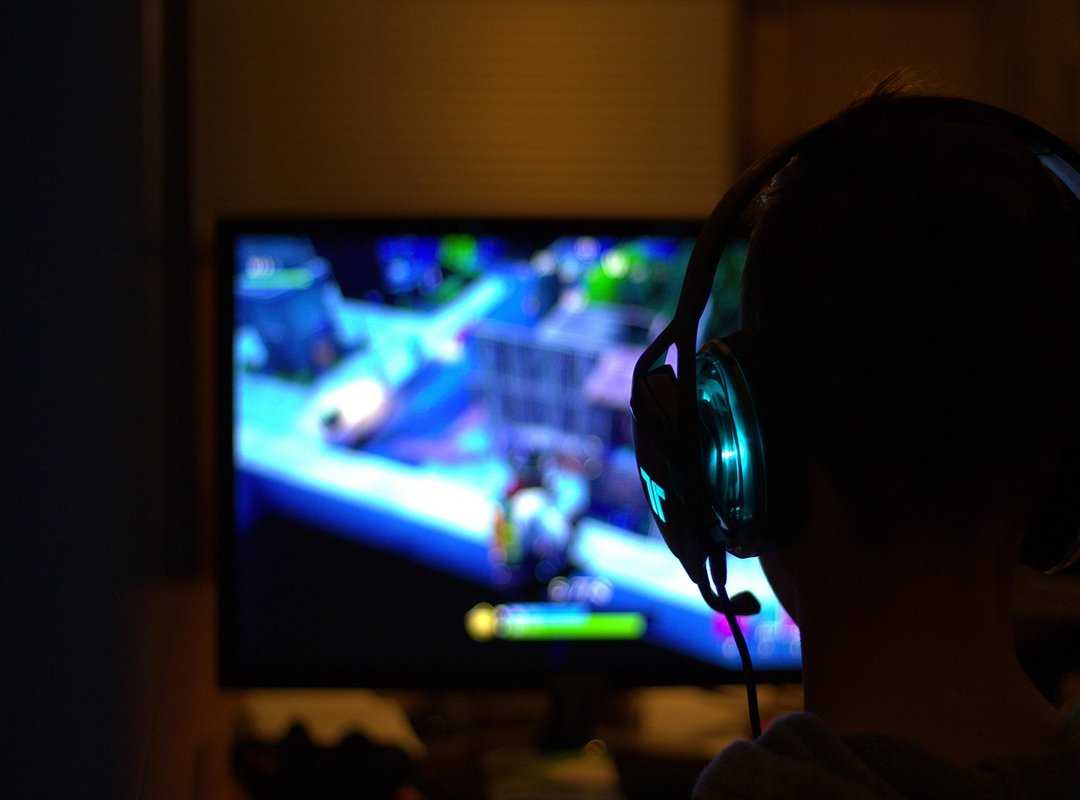 gaming monitors 2023